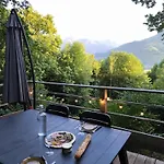 Проживание в семье Le Perchoir Des Pyrenees